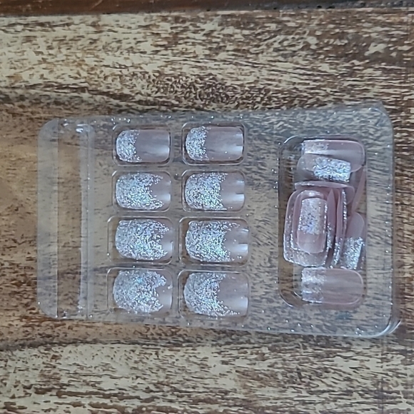 2/$16 Glitter French Manicure Press On Nails - Picture 4 of 9